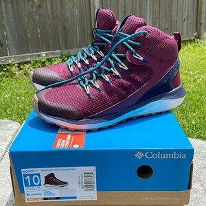 Columbia Women’s 10 Trailstorm Mid Waterproof Wide Boots